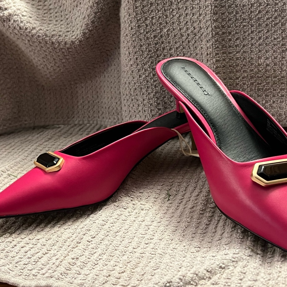 Pink Women's Kitten Heels Size 8
